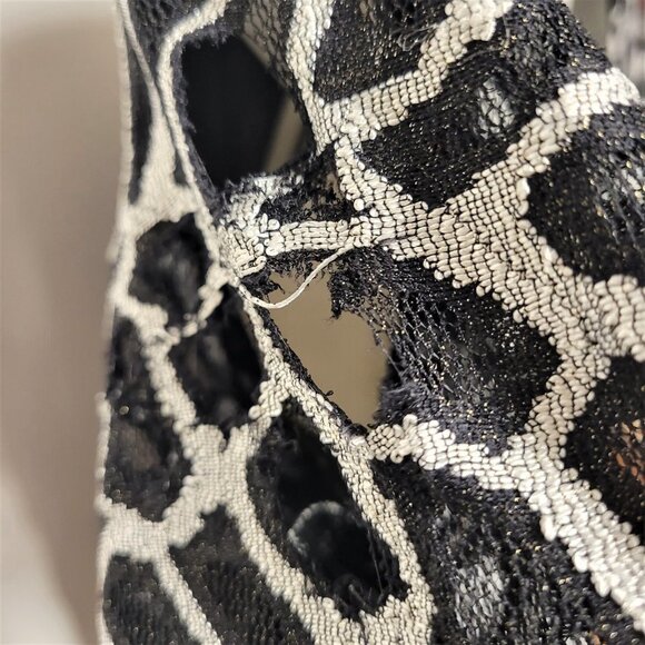 Sexy Long Sleeve Dress Black and White Low Back Dress - Size M / Size L - NEW ! - Picture 7 of 15